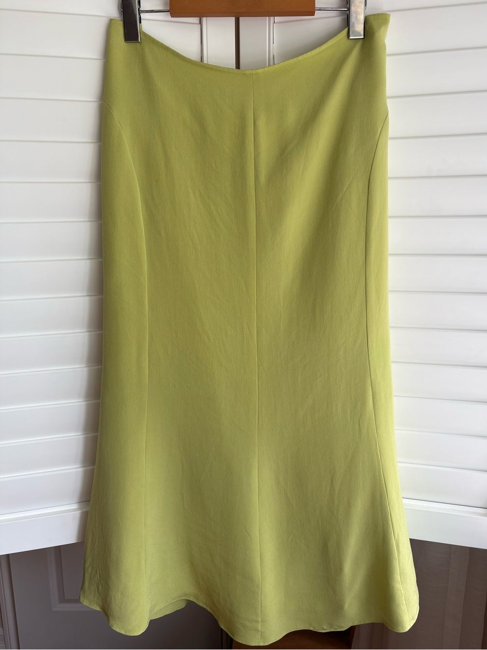 100% silk skirt green size 12